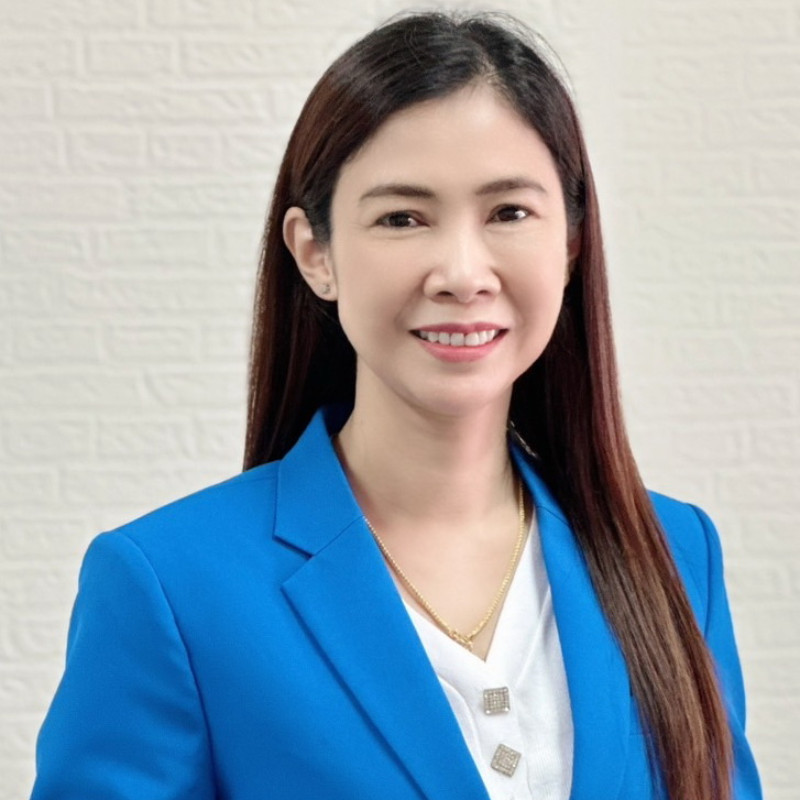 นางสาวรัตติกร โสมสมบัติ